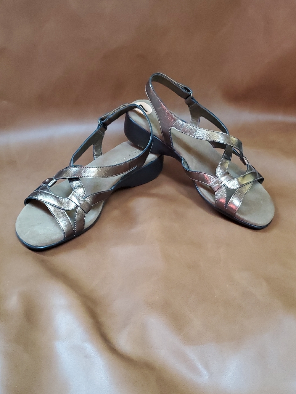Womens Size 7 T.J.Maxx Women's Metallic Bronze Strappy Slingback Sandals